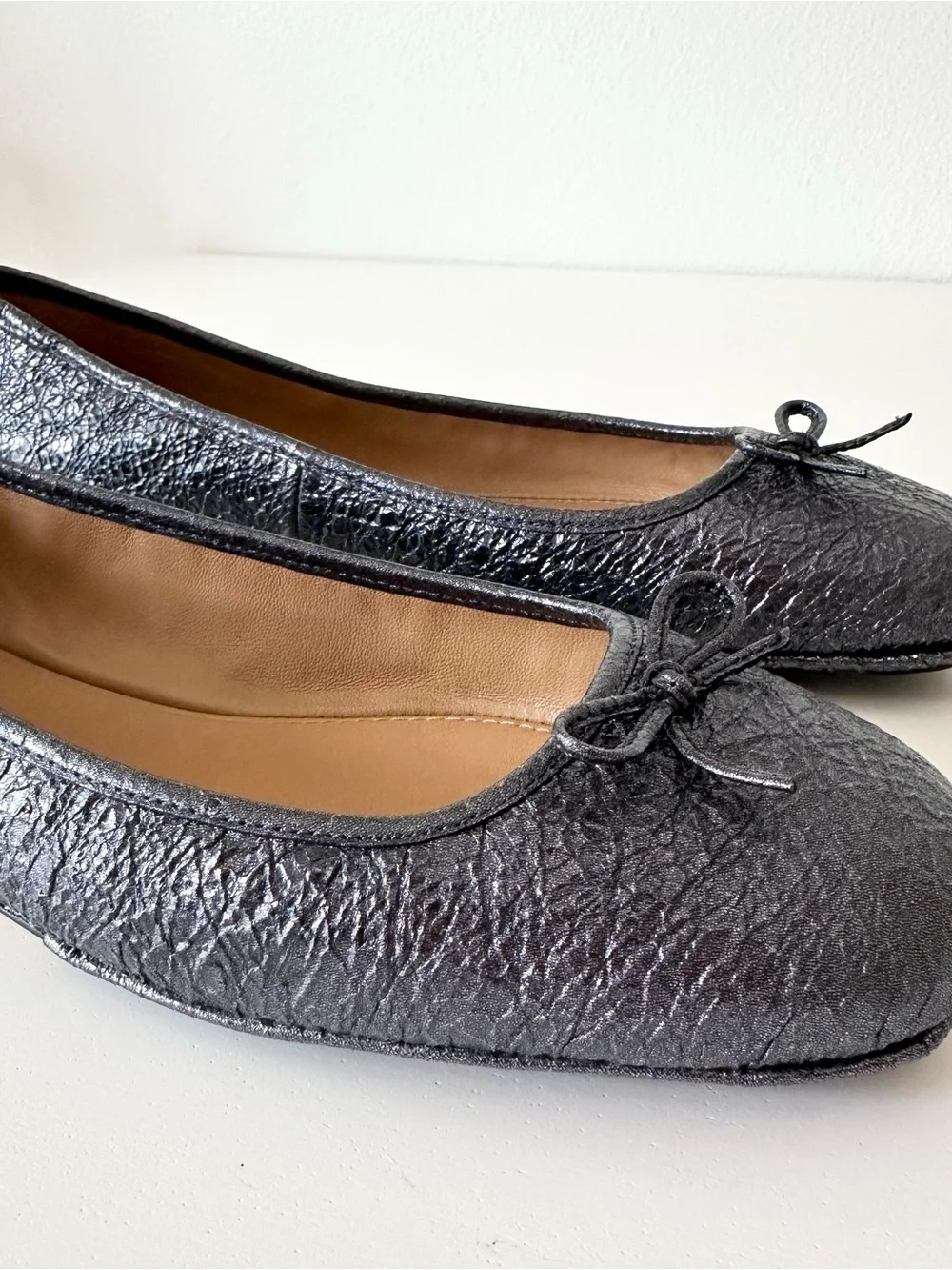 Tory Burch Metallic Navy / Pewter Leather Ballet Flats Bow Accent - Size 8M